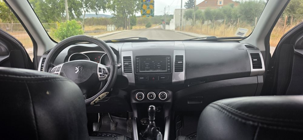Peugeot 4007 2.2 HDI 7 lugar.