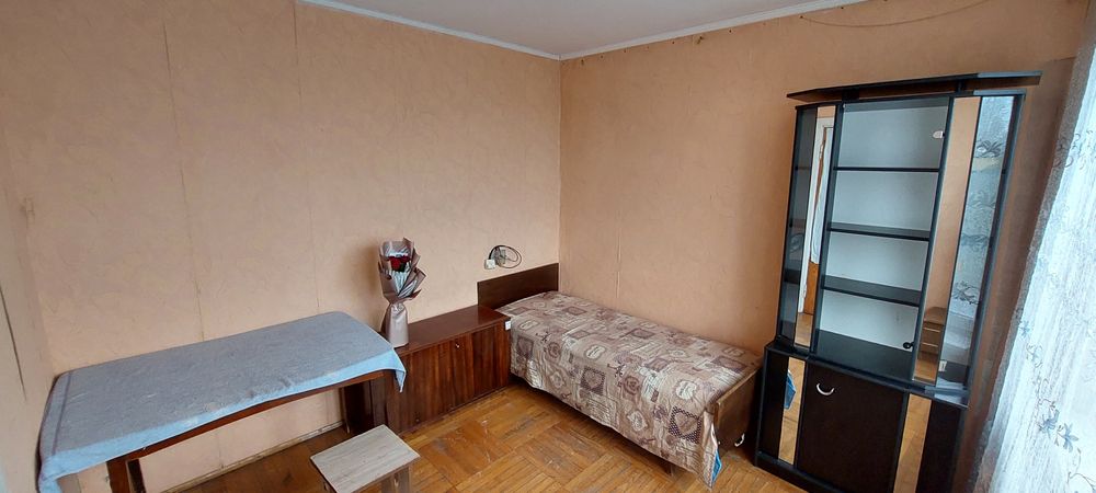 Здам окрему кімнату для одніеї дівчини. Від Власника.