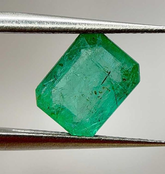 esmeralda 2,11ct international gemological institute igi