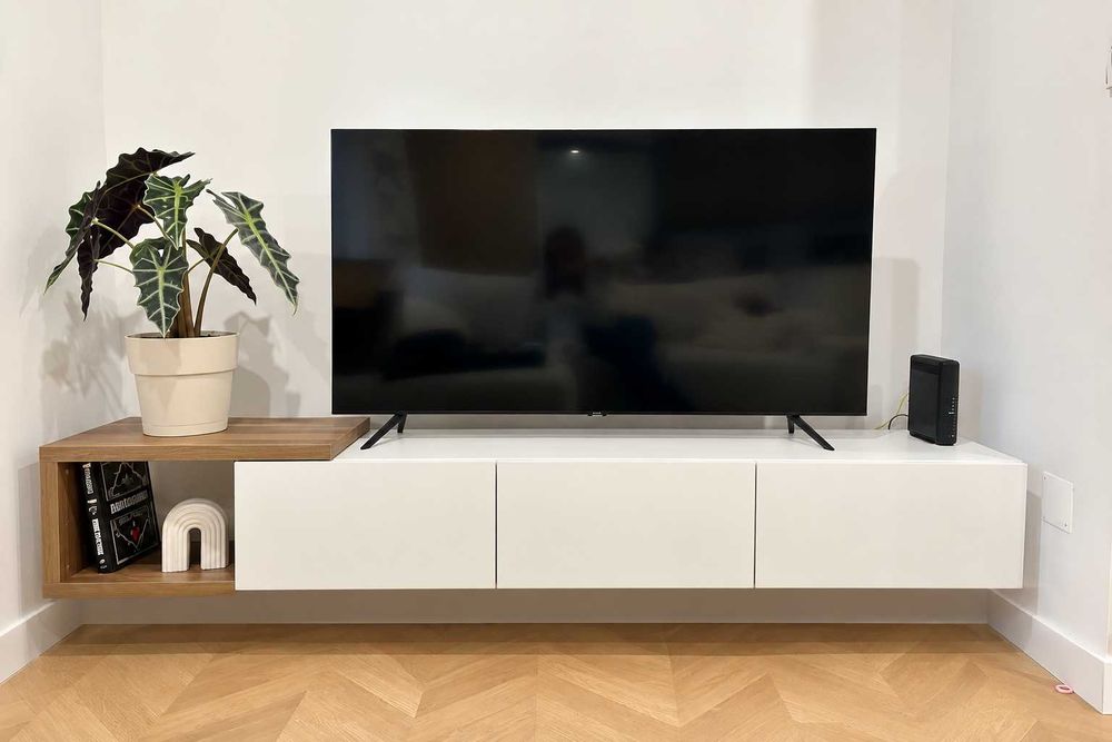 Móvel de sala praticamente novo – à venda