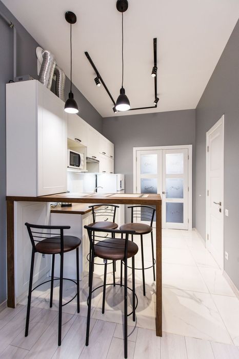 Вільно сьогодні, апартаменти від власника, подобово з новим ремонтом.