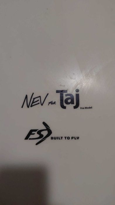 Firewire Surfboard 6’4” – Modelo Pro Taj Burrow