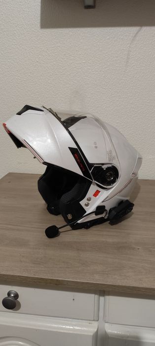 MT Helmets Genesis Solid SV Modular