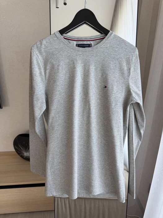 Лонгслів Tommy Hilfiger оригінал розмір M