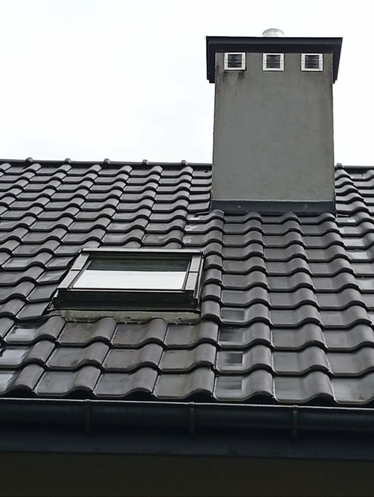 Potrzebuję kogoś do naprawy dachu Pilne