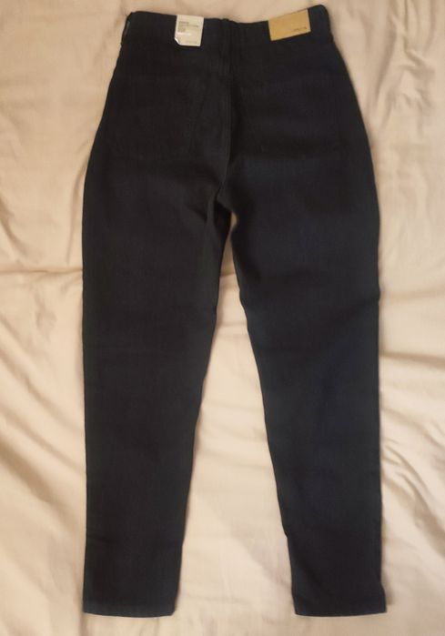 Жіночі джинси МОМ. O'STIN.  Дуже чудової якості!