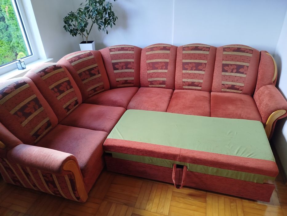 Witam mam do sprzedania dużą rozkładaną kanape
