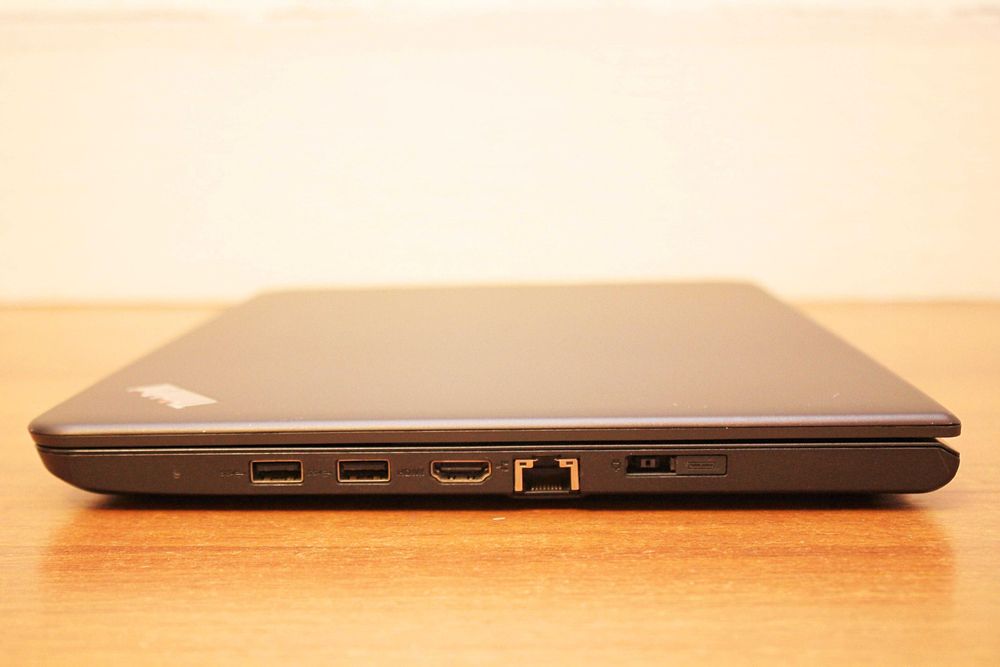 Ноутбук Lenovo ThinkPad E460 / Intel® i3-6100U / 8GB ОЗУ/ SSD на 256GB / АКБ 3год!