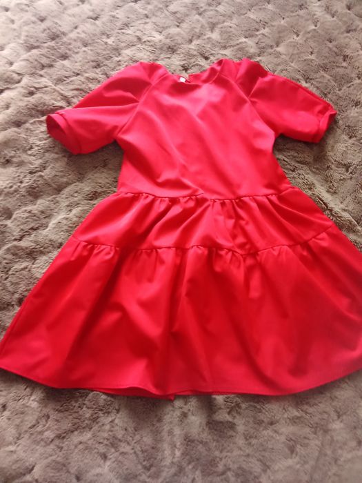 Плаття з довгим рукавом