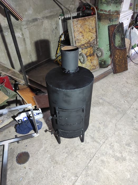 Только в этом месяце Продам капитальную Буржуйку .Толщина стенок 12мм