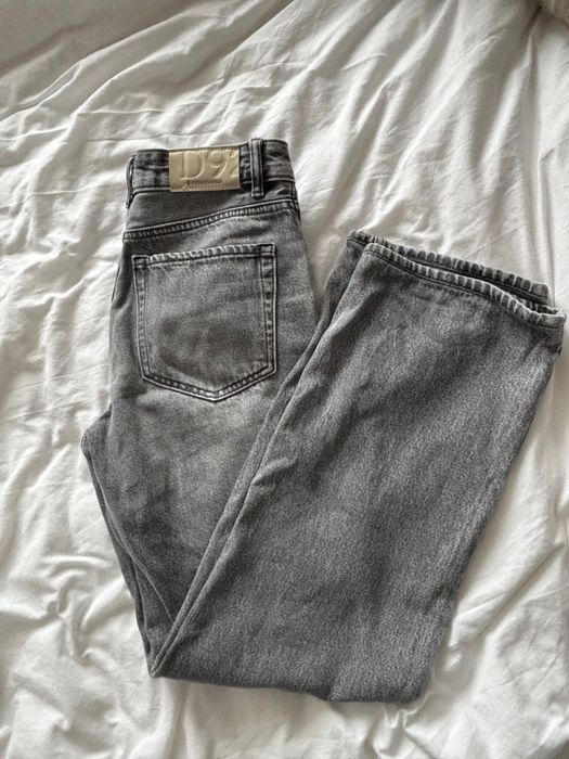 Джинси stradivarius