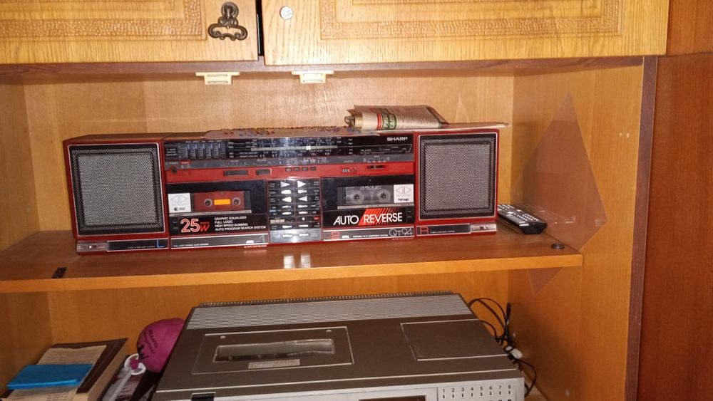 Магнитофон Sharp QT-94