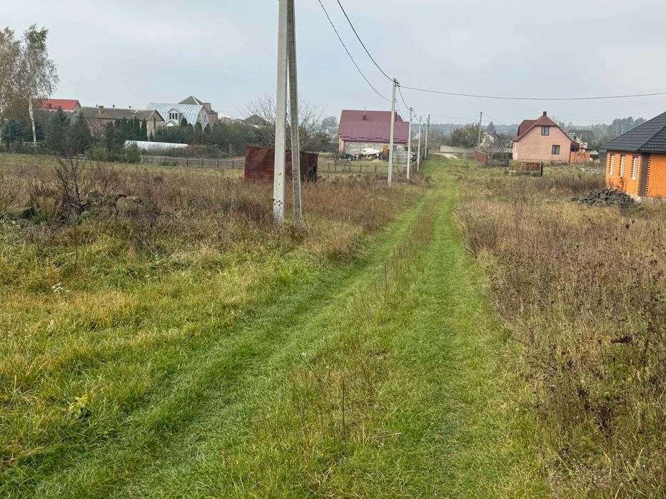 Продам ділянку 25 сот Кустин, поруч ліс