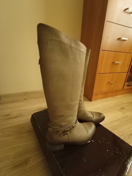 Kozaki skórzane długie damskie