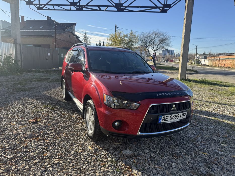 Продам автомобіль Mitsubishi 2011 року