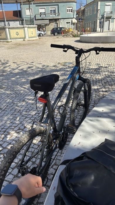 Vendo btt usada
