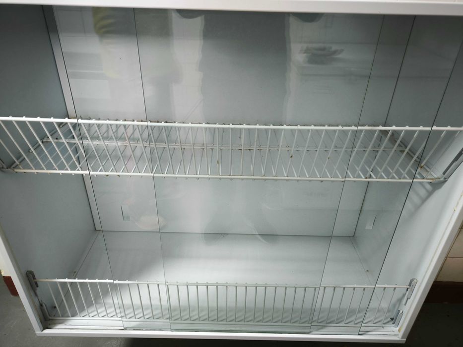 Armário de parede para suporte