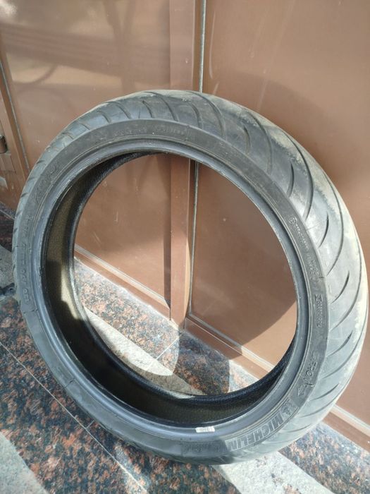 Продам шини Michelin Pilon Road 2