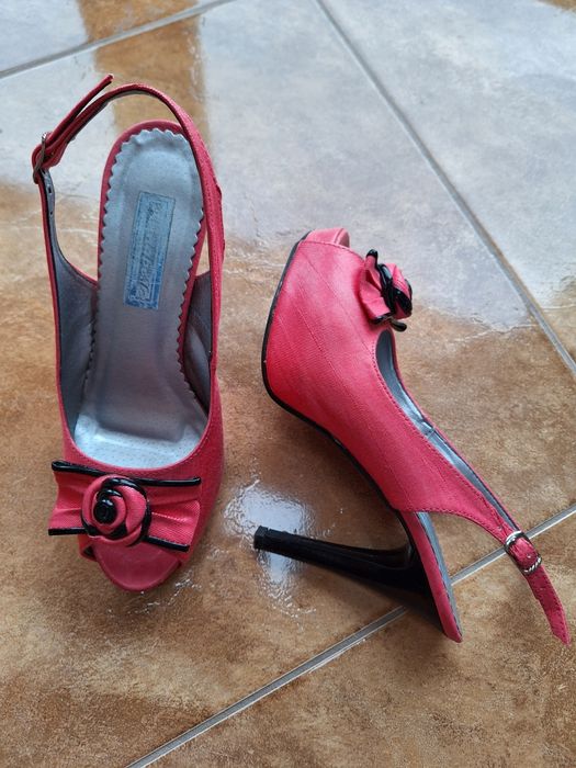 Szpilki na platformie koralowe r.38