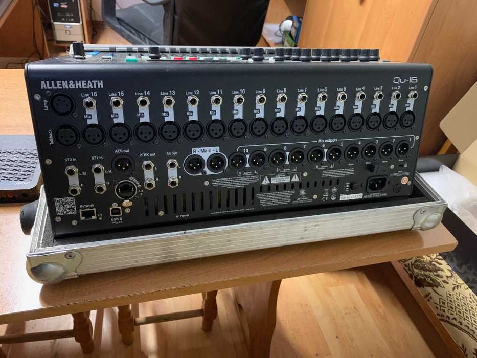 Allen Heath QU16 - cyfrowy mikser