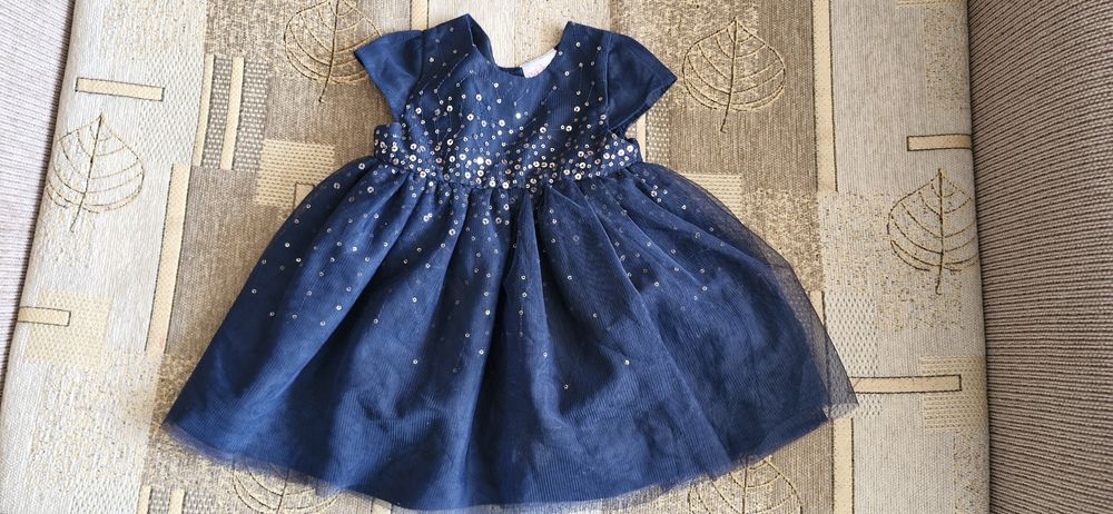 Sukienka dla małej księżniczki