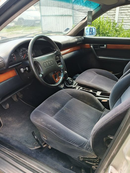 Продам ауді 100с4