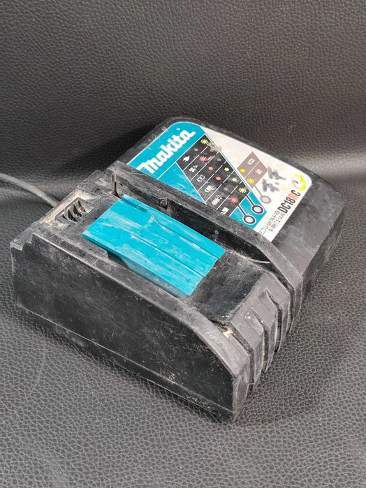 Ładowarka Bateri Akumulatorów Makita DC18RC