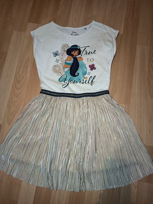 Vestido Aladdin, tamanho 9 anos