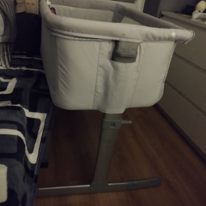 Sprzedam łóżeczko dostawkę