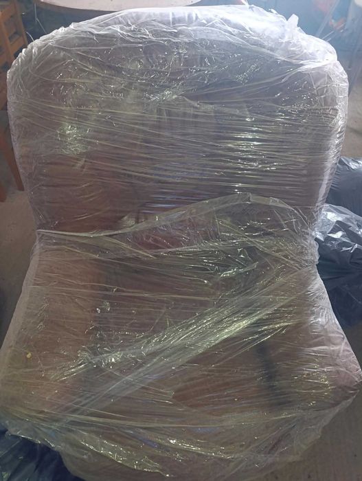 conjunto sofá de 3 lugares com 2 cadeirões individuais