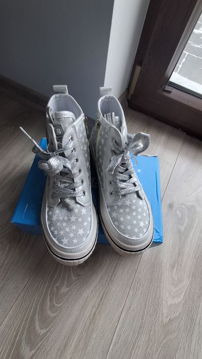 Wysokie trampki dziewczęce rozmiar 34