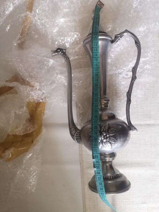 Peças decorativas em estanho