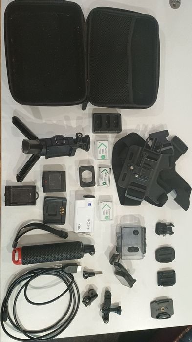 Екшн камера 4K Sony FDR-X3000R з купою допів