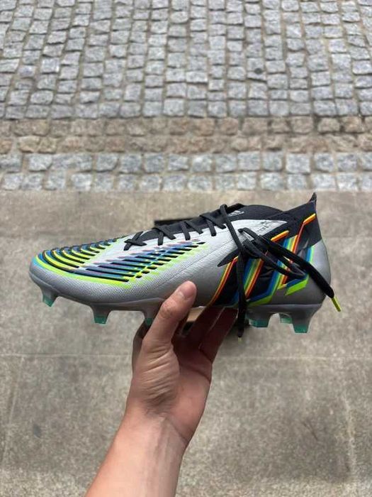 Chuteiras Predator .1