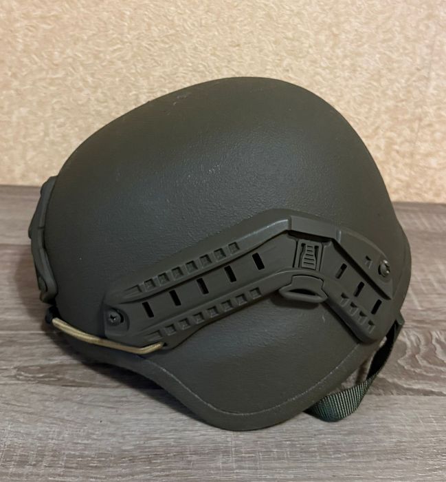 Продам шолом, каска 2М