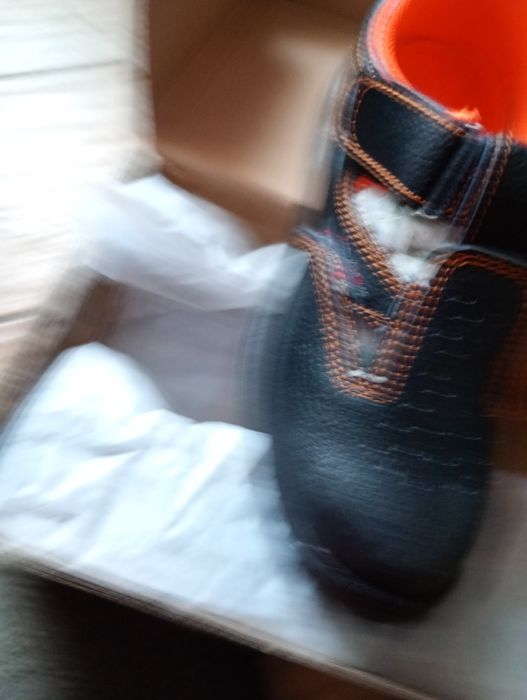 Sprzedam buty robocze