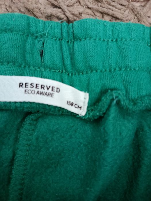 Spodnie dresowe  chlopiece Reserved 158