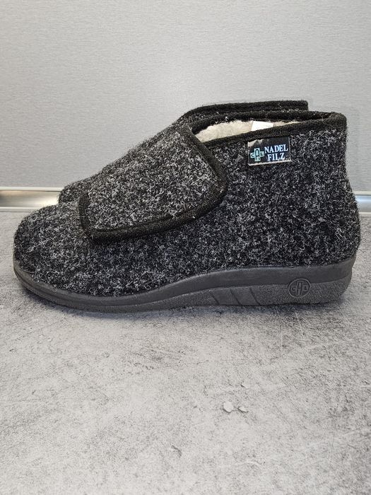 Kapcie Nadel Filz roz.39 filcowe bambosze, wełna owcza, ocieplane