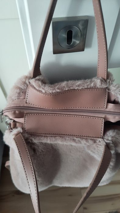 Zimowa różowa torebka Reserved