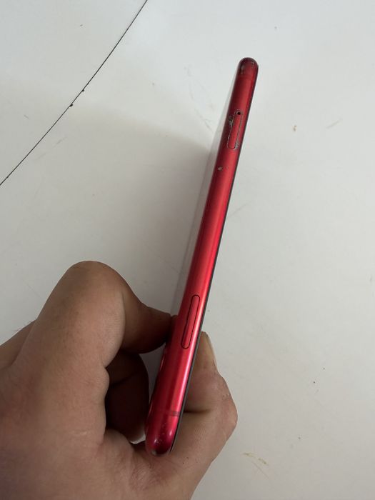 iPhone 11 64gb (Product red)