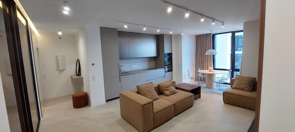 Продаж 3хк.кв -студіо в Ж/К Manhatten, з дизайнерським євроремонтом.