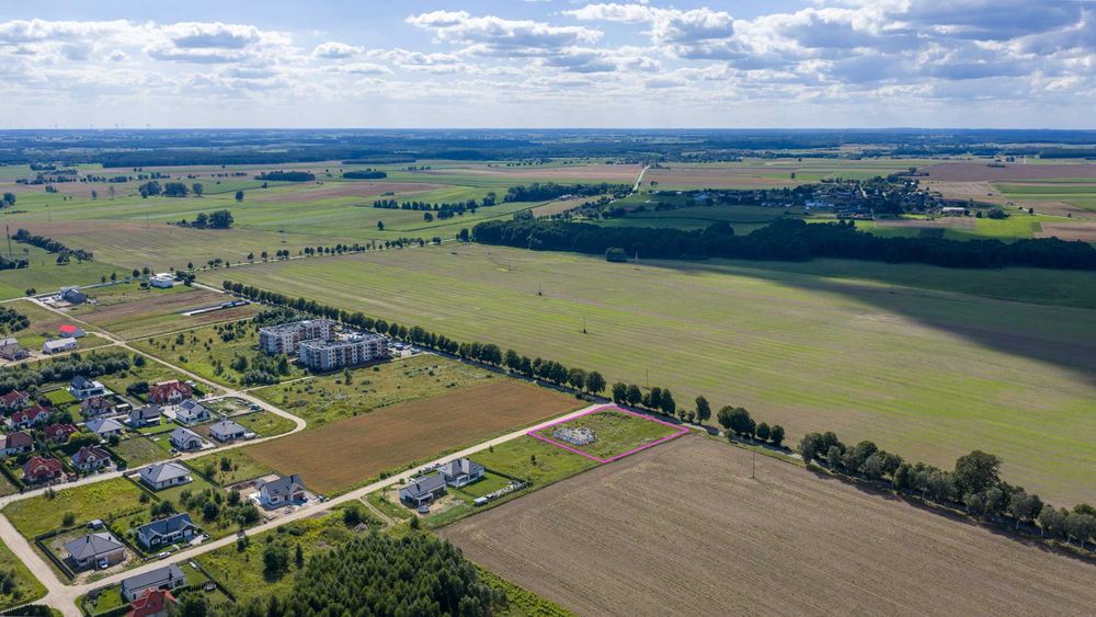 Działka 3461 m² z rozpoczętą budową