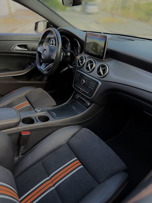 Mercedes-Benz CLA 220 — fotografia 6