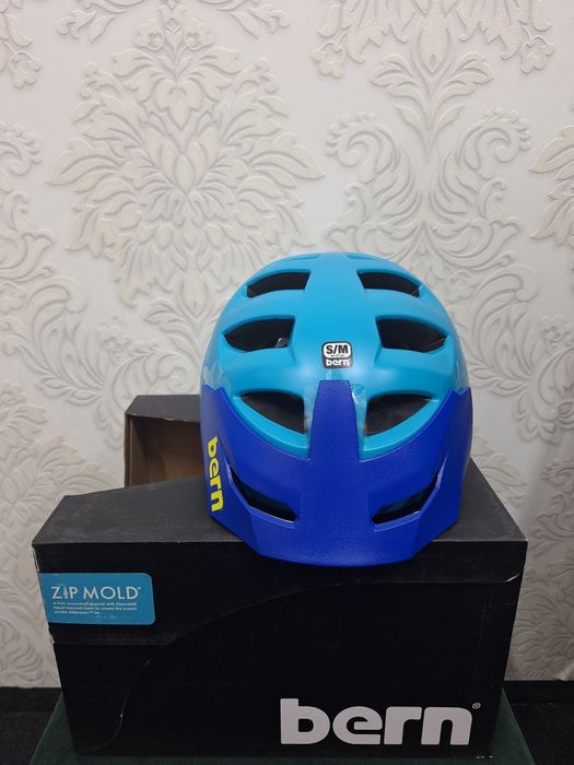 Kask rowerowy BERN MORRISON S/M 54-57cm niebieski BOA