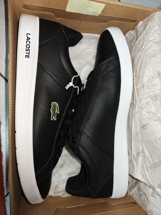 Lacoste w kolorze czarno-białym rozm. 44