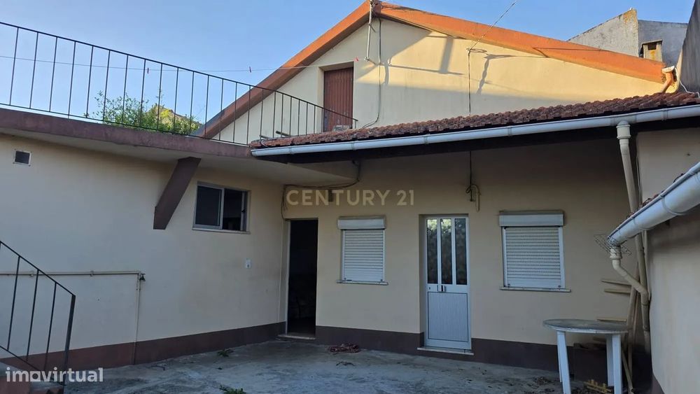 Encantadora Moradia em Espirito Santo, Soure, Coimbra com excelente vi