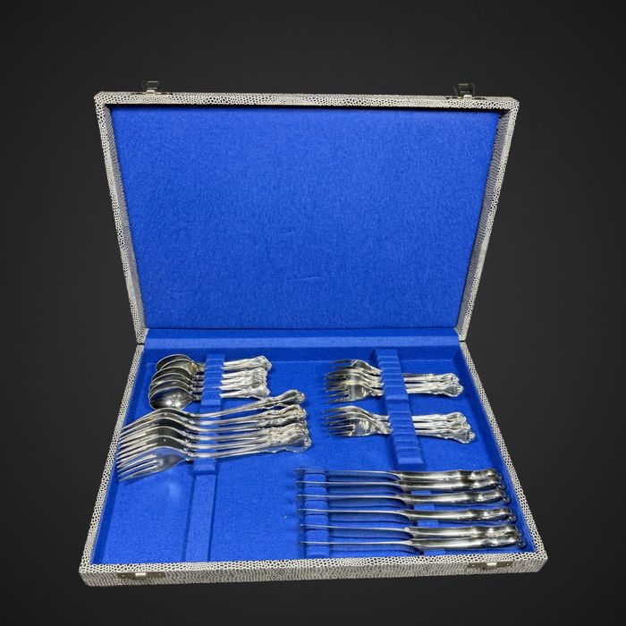 Komplet sztućcow dla 6 osób WMF cromargan B6/021405