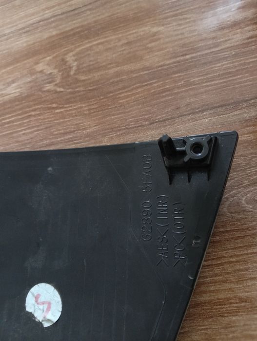 Logo znaczek emblemat nissan Micra k14 ori