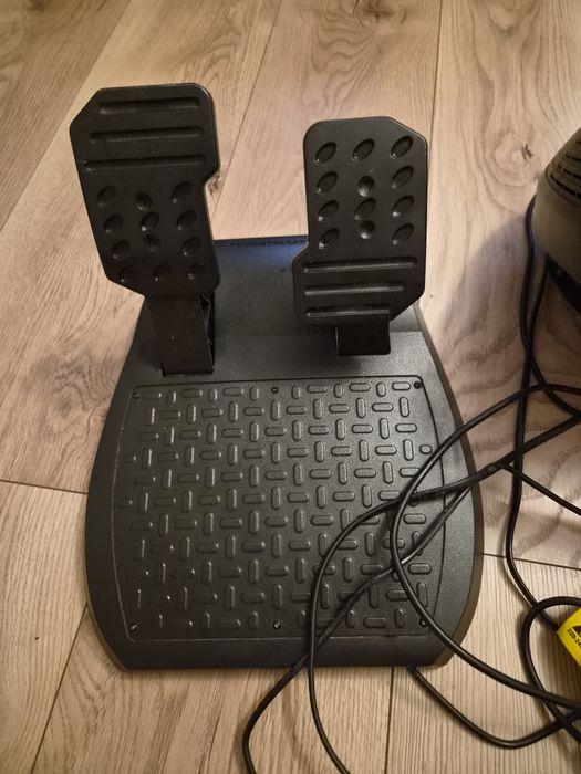 Kierownica PS4 PS5 PC Thrustmaster T150