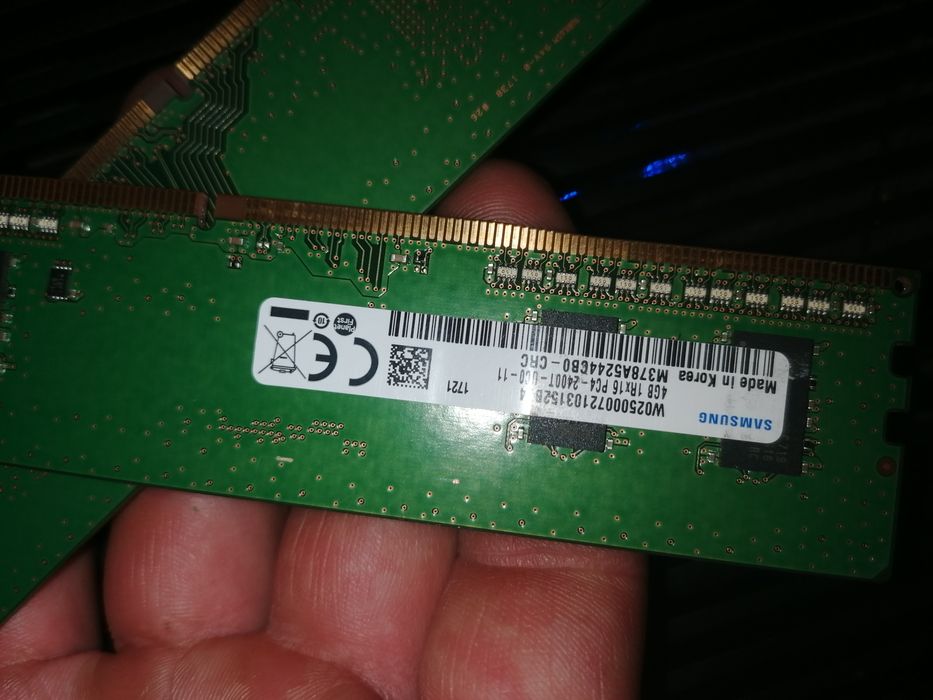 Оперативна пам'ять ddr4 samsung 8GB (4GBx2)